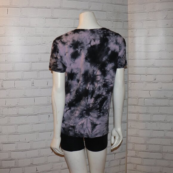 🌀💜 Black & Purple Tie-Dye Tee · Size M · Soft Cotton Feel - Picture 6 of 6